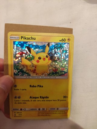 Pikachu Holo McDonald's 2018 Carta Pokémon