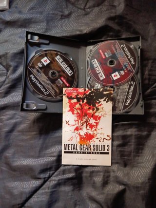 Metal Gear Solid 3 Subsistence PS2