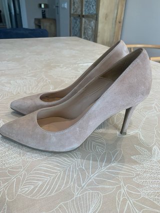 Zapatos de tacón rosa nude talla 38