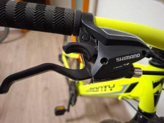 Bicicleta MTB Monty 26 Negra y Amarilla