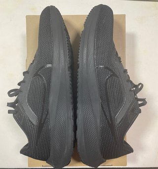 Nike Air Zoom Pegasus 40 Negro talla 46