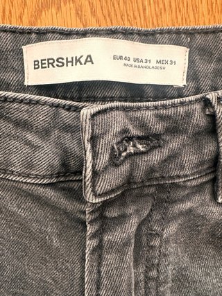 Bermudas vaqueras Bershka desgastadas