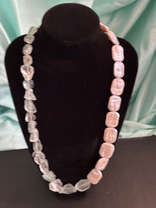 Collar de perlas y aguamarinas de imitación