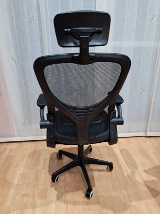 Silla de oficina ergonómica ajustable