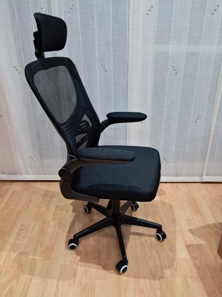 Silla de oficina ergonómica ajustable