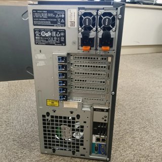 Servidor Dell PowerEdge T420 (sin almacenamiento)