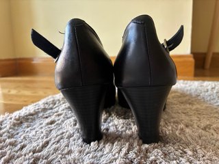Zapatos cómodos .Rin.Tacón negros.