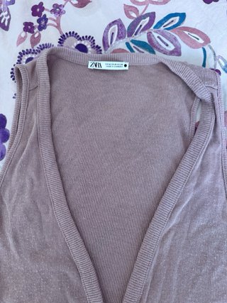 Chaleco top punto Zara