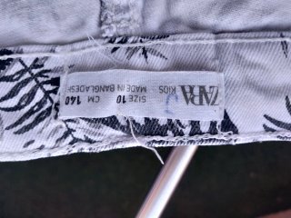 Shorts Zara Estampado Hojas Talla 10 Años