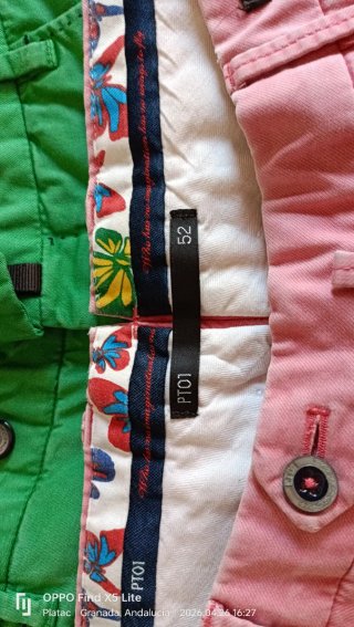 Pantalones de colores (rojo, rosa, verde)