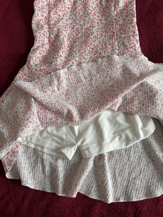 Vestido juvenil corto palabra de honor floral