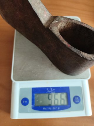 Cabeza de hacha antigua OLIVO
