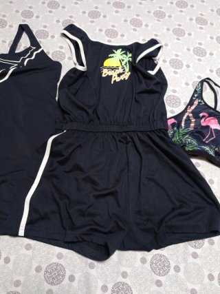 Lote bañador, mono y top estampado