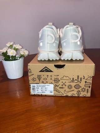 Nike Pegasus Trail 5 Beige/Blanco