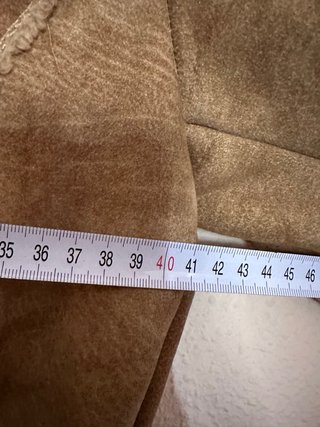 Chaquetón largo beige y marrón