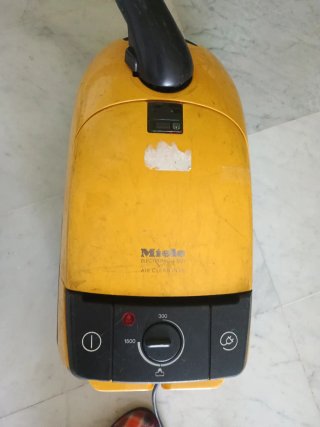 Aspirador Miele S3121 Air Clean Plus