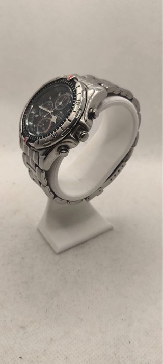 Reloj Lotus Cronógrafo Negro y Plateado