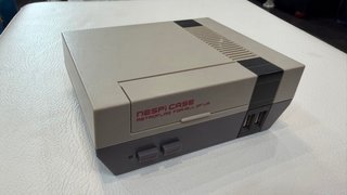 Raspberry Pi 3B+ RetroPie y Nespi Case