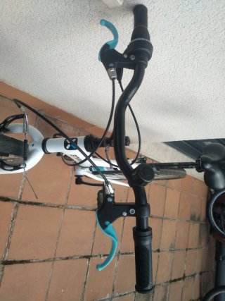 Bicicleta infantil Btwin blanca