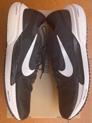 Nike Vomero 15 Zapatillas Hombre Talla 46.