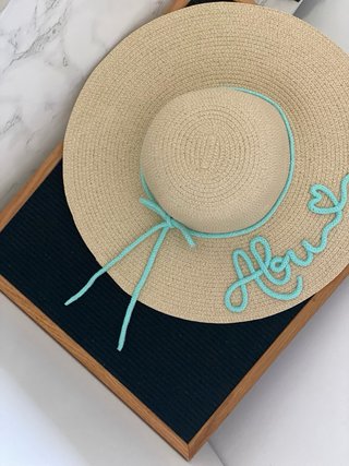 Sombrero tipo Pamela personalizada con tu nombre