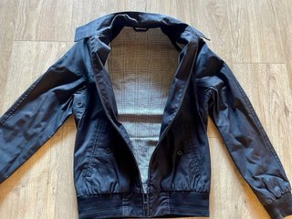 Chaqueta Harrington Fred Perry Negra, semi nueva