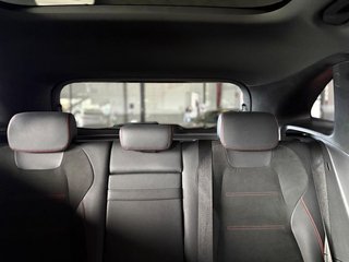 Mercedes GLA 200 AMG 7-G-DCT GRIS SELENITA
