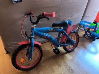 Bicicleta Spiderman niño azul y roja