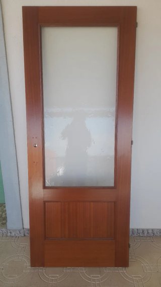 Puertas de madera maciza