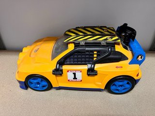 Coche Action Man con figuras
