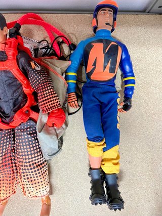 Coche Action Man con figuras
