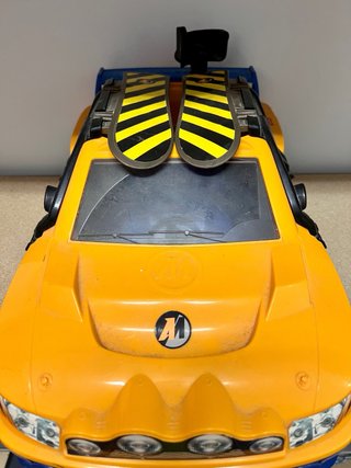 Coche Action Man con figuras