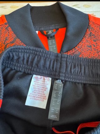 Chándal Adidas Negro y Rojo
