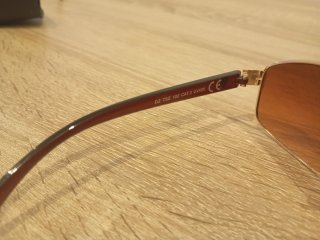 Gafas de sol polarizadas Ferrari doradas .(CAMBIO)