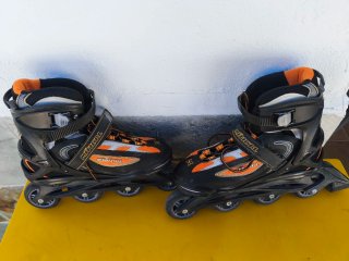 Patines en línea talla 42 con bolsa de transporte