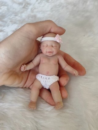 Mini Bebé artesanal de silicona