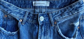 Shorts vaqueros rotos Stradivarius