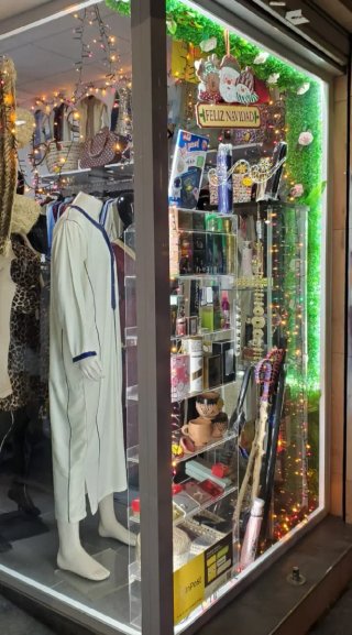 Traspaso tienda de Ropa Árabe motivo de mudanza