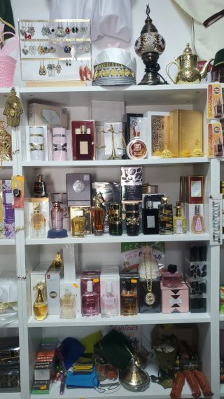 Traspaso tienda de Ropa Árabe motivo de mudanza