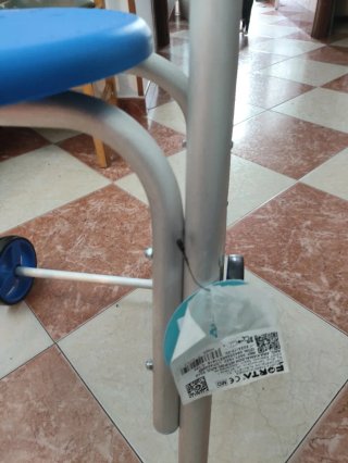 Andador para personas mayores con asiento