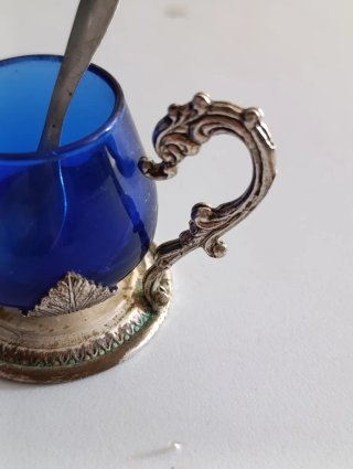 Antico porta  sale blu con manico e cucchiaino