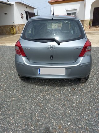 Toyota Yaris 1.4 D4D 90CV–2010–235.000 KM–4600€