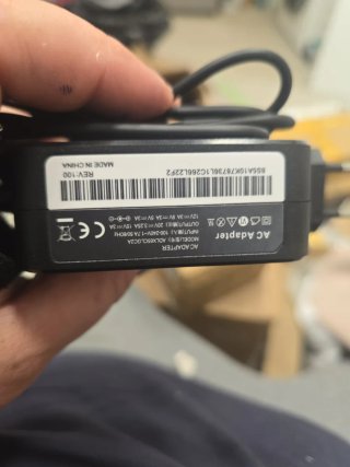 Adaptador CA Portátil 65W USB-C LENOVO