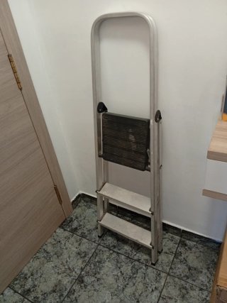 Escalera de dos peldaños