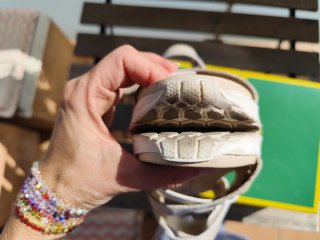 Sandalias Pitillos Beige y Blancas Talla 40