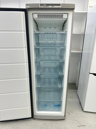 Congelador Vertical AEG NO FROST ENERGÍA A+