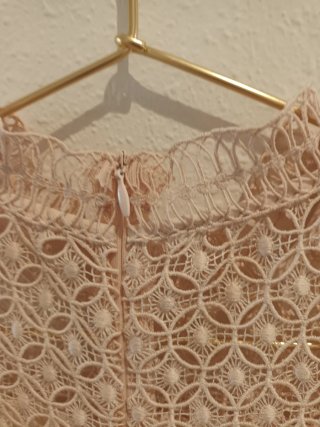 Vestido niña comunión beige/rosa encaje. Talla 8