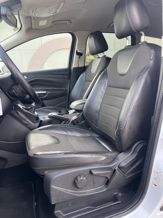 Ford Kuga distintivo ambiental C
