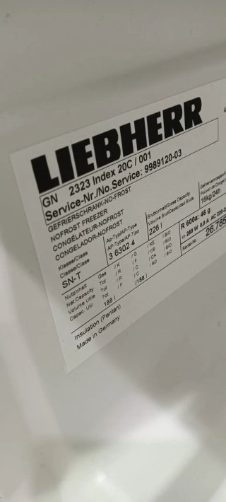 CONGELADOR VERTICAL LIEBHERR NO FROST ENERGÍA A+