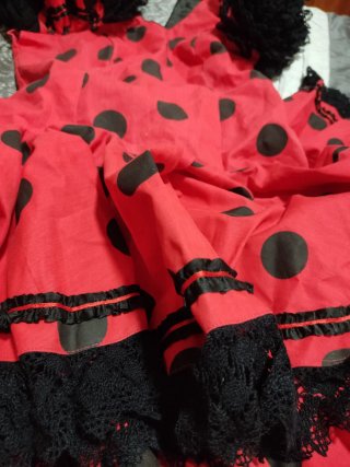 Vestido de gitana rojo y negro